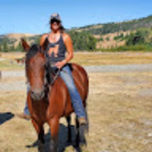 Meet your Posher, Kelley